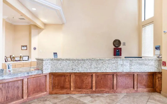 Quality Inn & Suites