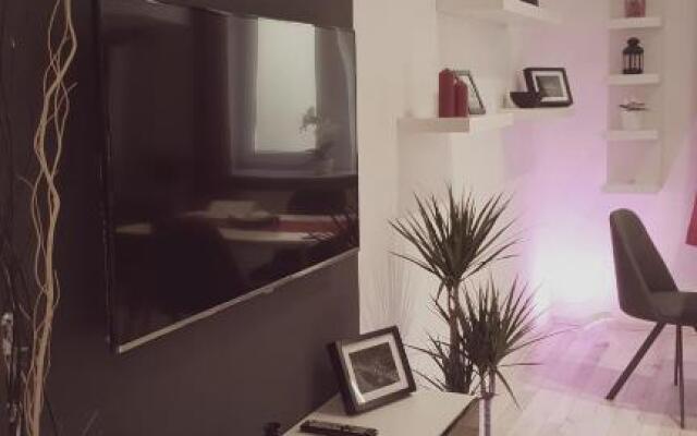 Home, far away from Home 2