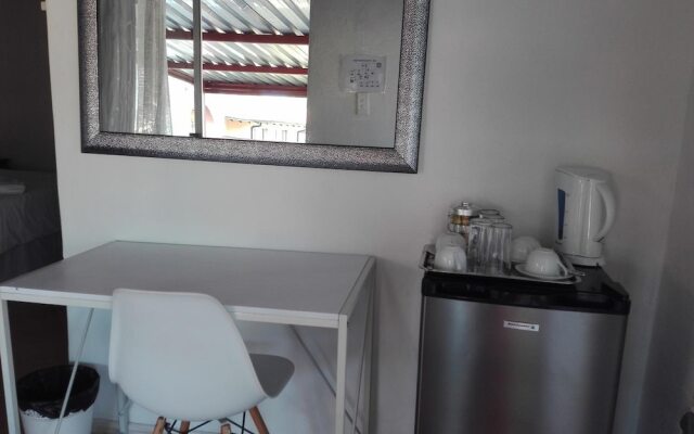 Joezebel Guest House