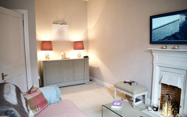 Traditional 1 Bedroom Stockbridge Home