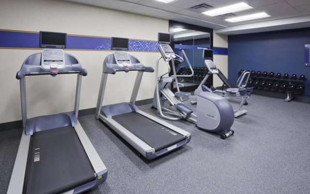 Hampton Inn Spicer Marina Area