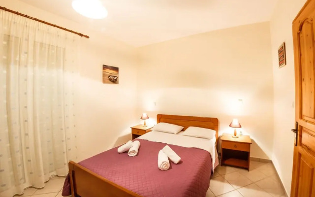 Porto Gerakas Villas & Apartments