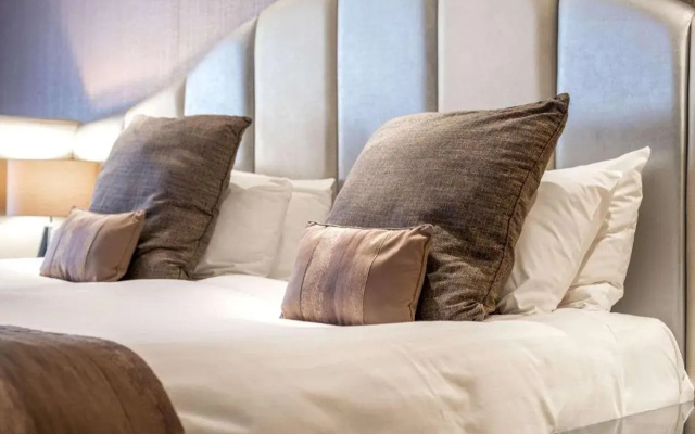 Holiday Inn Newcastle South by IHG