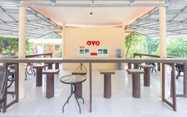 OYO 75359 Thaiburi Thara Resort