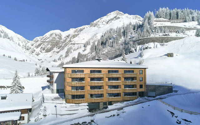 1400 Flexen Lodge
