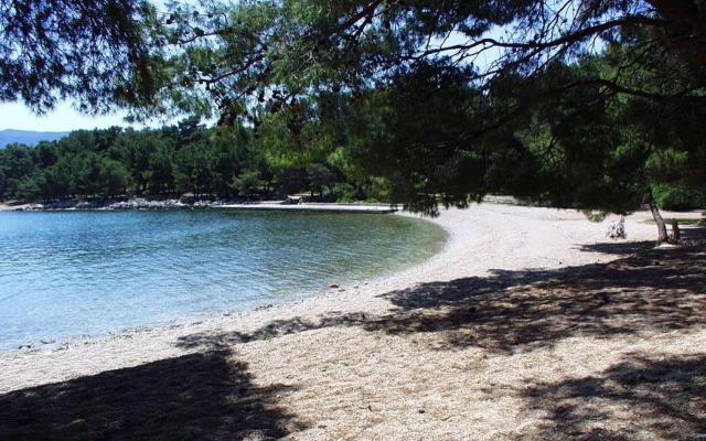 Apartments by the sea Vrboska (Hvar) - 4601