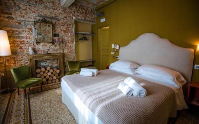 Acacia Apartments Agave Aloe Adenia