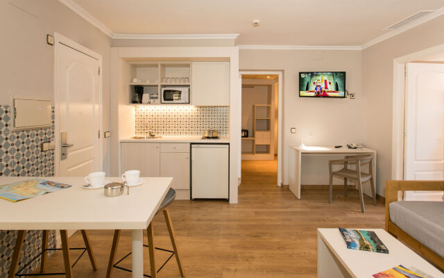 Minura Hotel Cala Galdana & Apartamentos