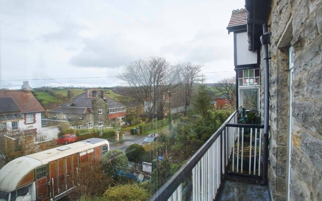 Brook Villa