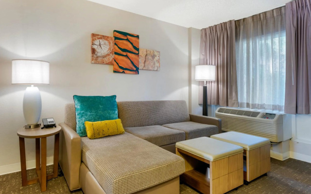 Staybridge Suites Orlando Royale Parc Suites by IHG