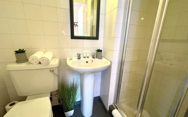 OTTO Breeze Hotel & Spa