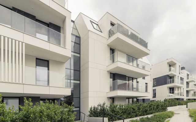 Luxury Apartments - Okrzei Residence