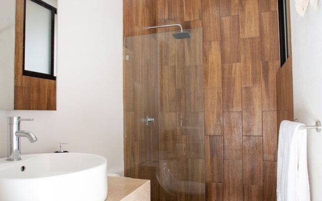 XKAA Ocean View Condos By Smart Rentals