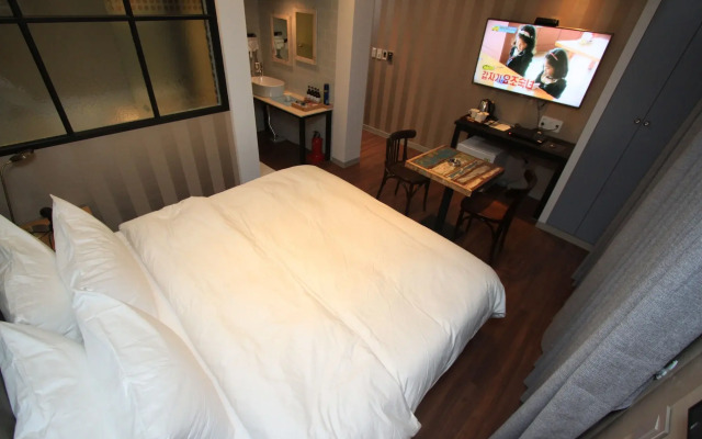 Hound Hotel Changwon Terminal