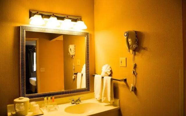 Park Inn Harrisburg West, PA