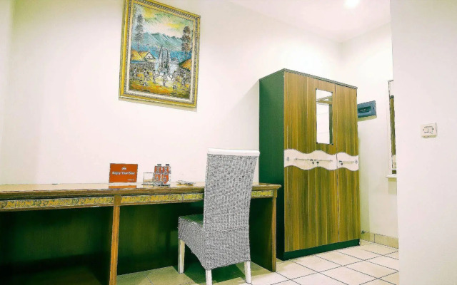 ZEN Rooms Cipedes Tengah