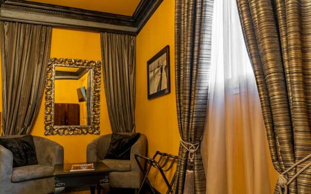 Julina Boutique Living