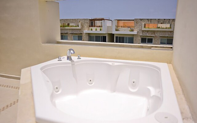 Sabbia Apartment D405 by iMexico