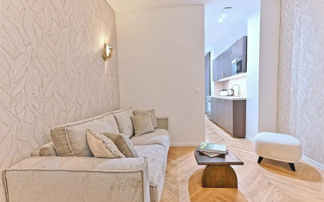 New Flat With AC Porte Maillot/arc de Triomphe