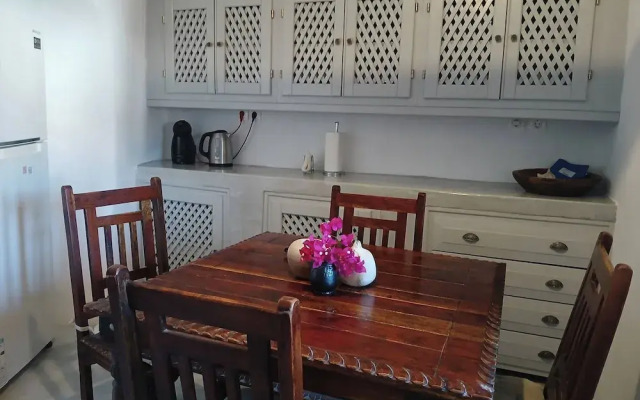 Charming 1705 Castle House in Pirgos Kallistis, Greece
