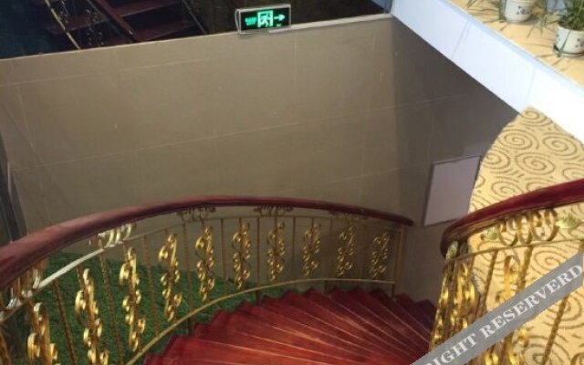 Wanzai Matou City Hotel