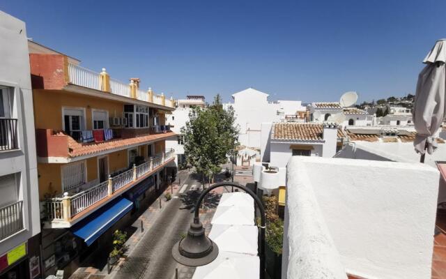 1½ min. walk from the beach