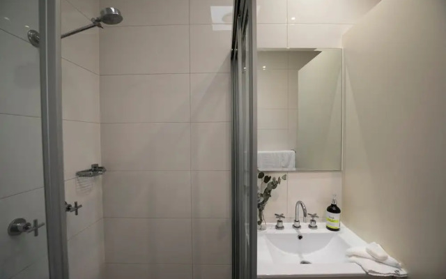 Lithgow Apartments