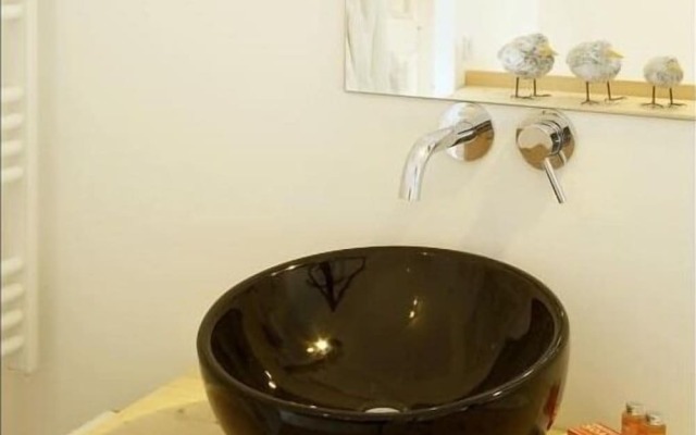 La Maison Rouge D'uzes