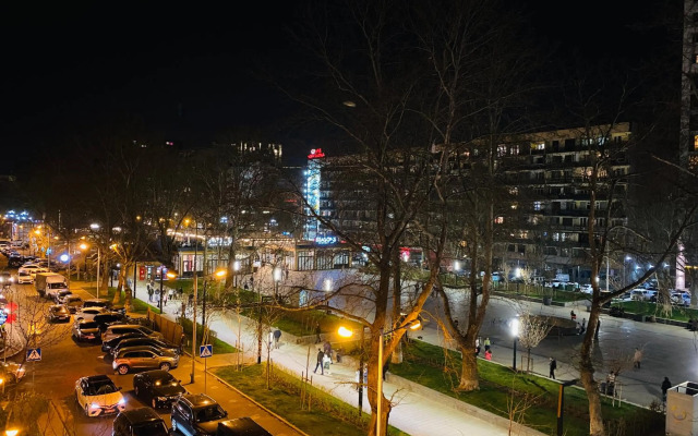 Aram street, 2 bedrooms LUXURY and UNIQUE apartment DI722