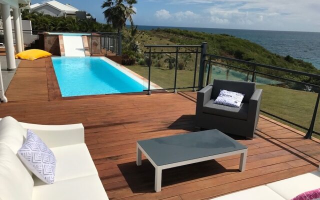 Villa Mary Island