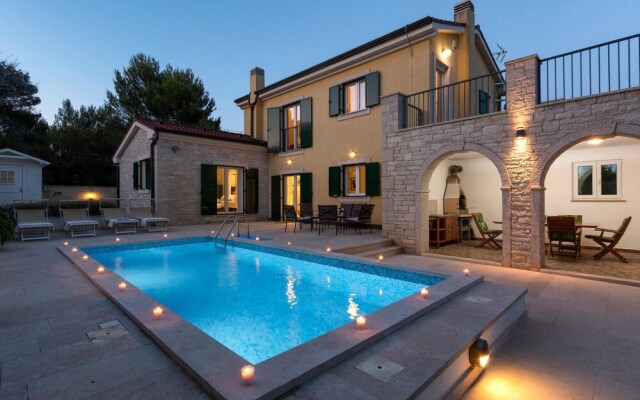 Beautiful Home in Medulin With Sauna, Wifi and 3 Bedrooms