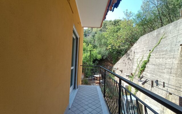 JOIVY Bright Flat W/2 Balconies & Sea View