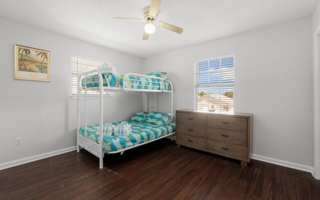 6402 Beach Dr - Seabatical B