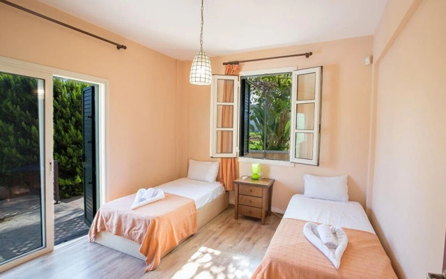 Villa Joely AQ Jo78