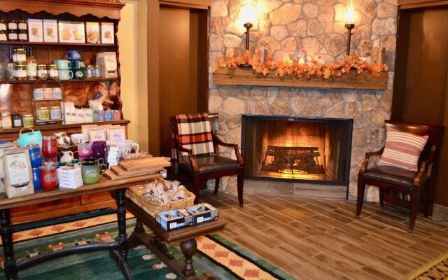 The Common Man Inn & Spa