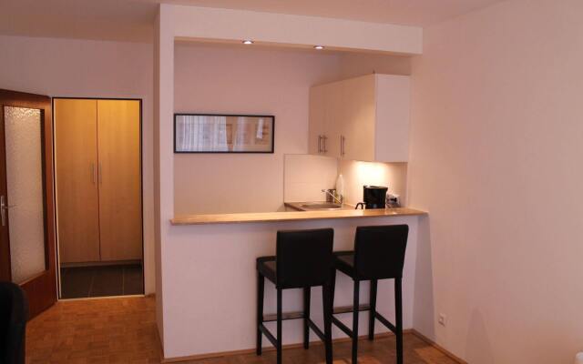 Vienna's Place Studio-Apartments Karlsplatz