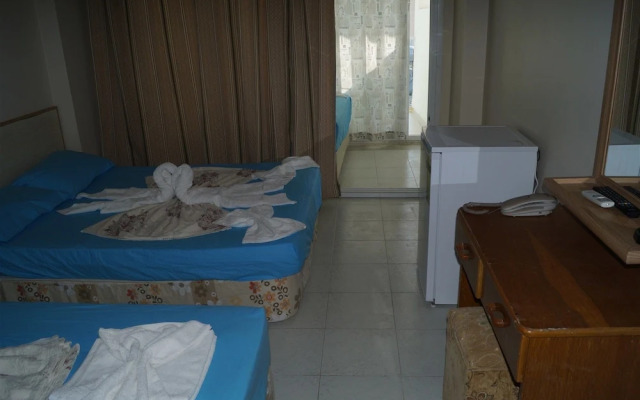 Delfin Otel