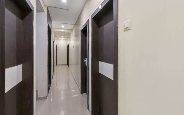 OYO 12053 Hotel Shri Govind