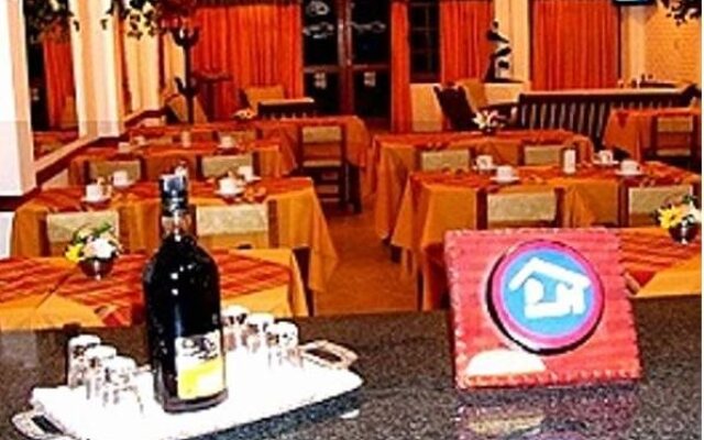 Apart Hotel Matias y Hnos