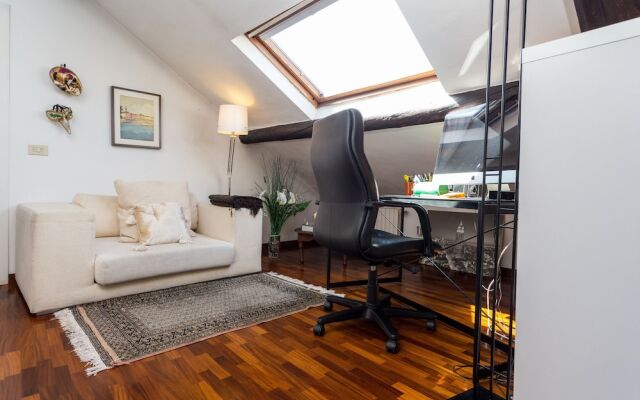 Penthouse Via Caradosso
