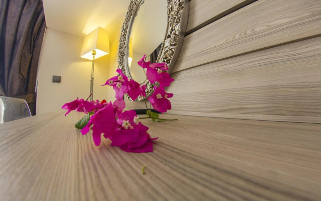 S3 Seahorse Beach Club & Hotel