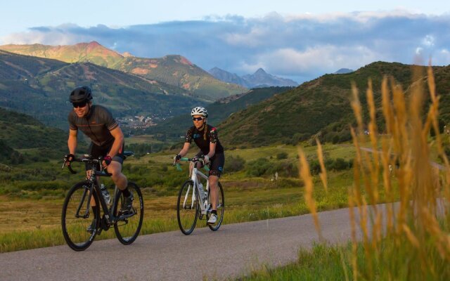 Snowmass Collection, A Destination Residence