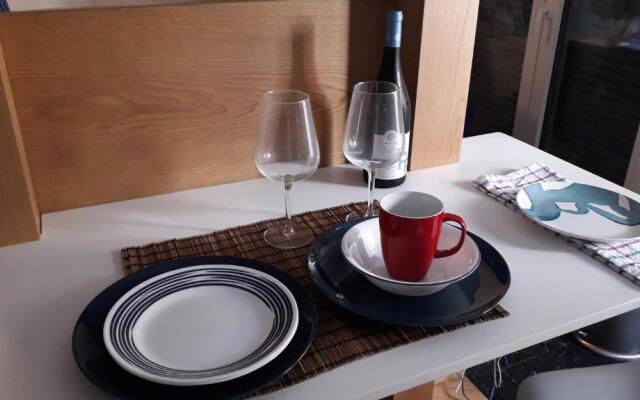 The Six Museums central Athens Stadium 4pers apart