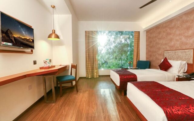 7 Apple Hotel - Viman Nagar Pune