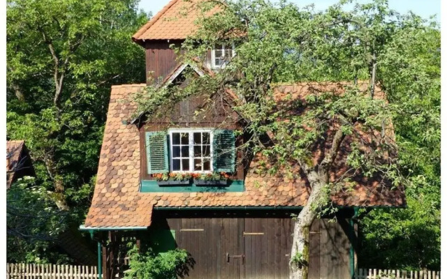 The Holler Comfortable Holiday Residence