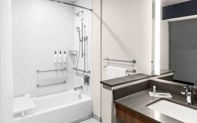 Fairfield Inn & Suites Austin Downtown