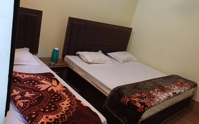 Goroomgo Himalayan View ukhimath