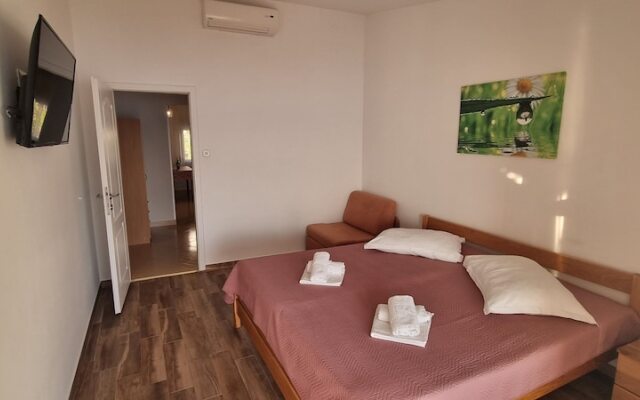 Apartmani Reljic A2