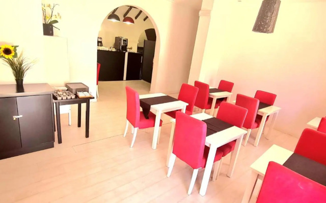 Albufeira Beach Hotel
