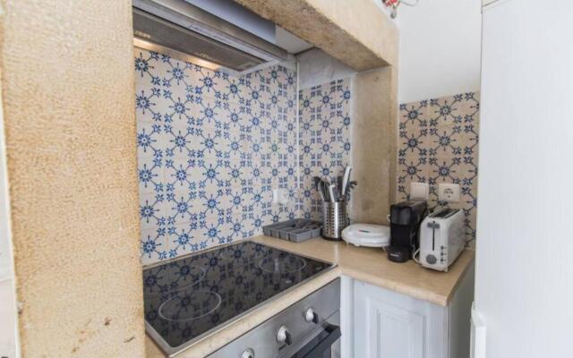 135 C - Quiet Charming Flat Historic Alfama Baixa